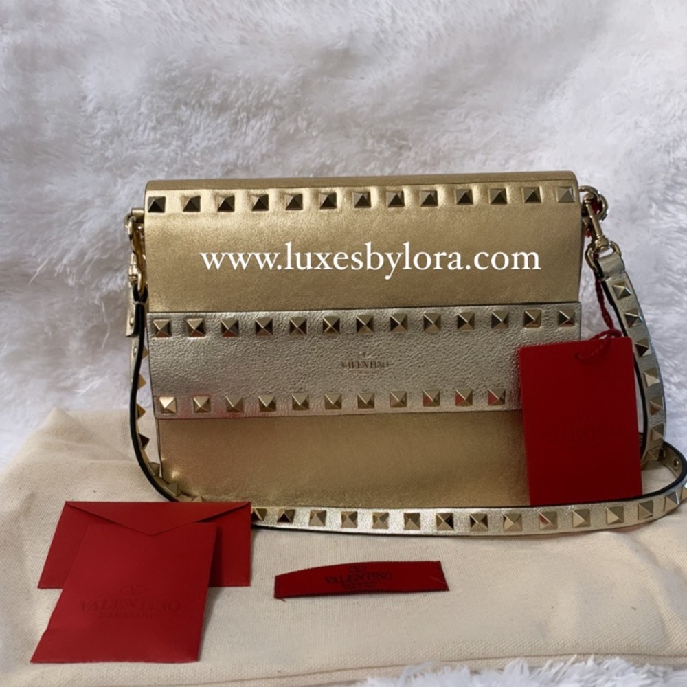 ❌SOLD❌VALENTINO GARAVANI Rockstud Leather Bag